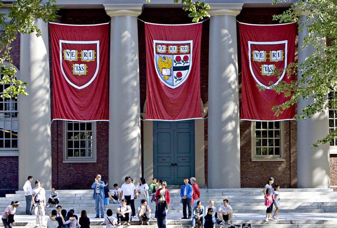 ĐH Harvard chia sẻ hơn 60 khóa học Online miễn phí năm 2020