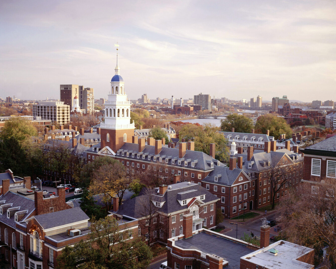 Harvard University tai bang Massachusetts