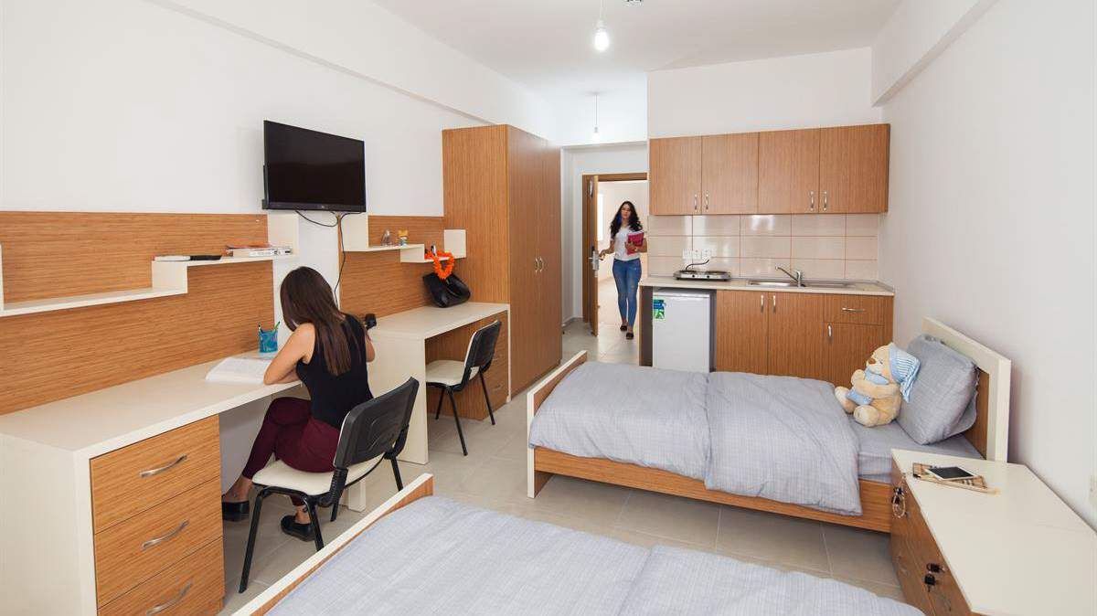 Du học sinh và những điều học được ở ký túc xá